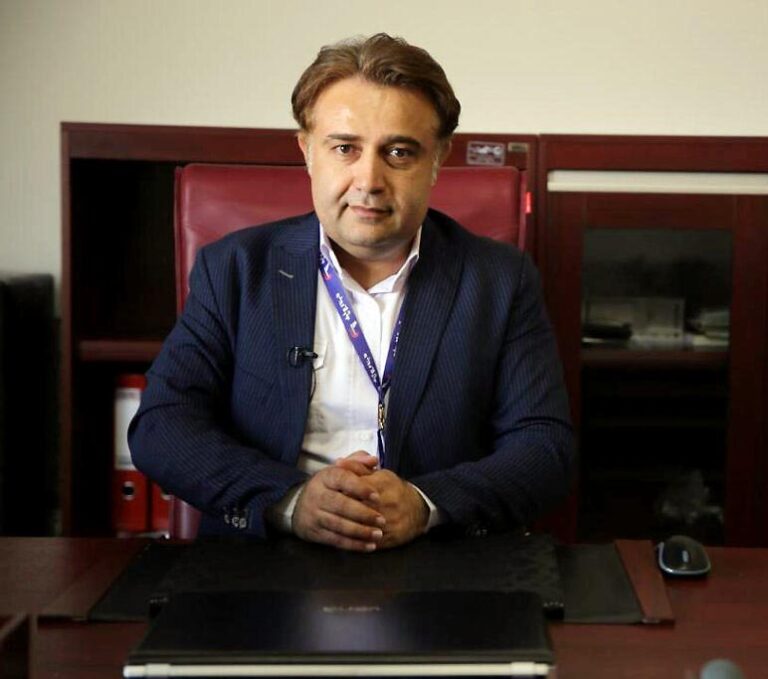 دکتر وحید اسدی : مدیر عامل شرکت پرشین کارگو